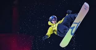 自首秀以来，优素福-福法纳首次在米兰比赛中担任替补