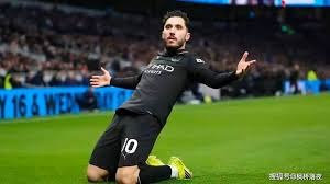 米体：罗马想冬窗租借齐尔克泽，若晋级欧冠会自动触发买断